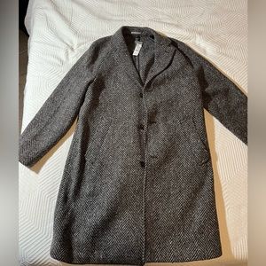BEAND NEW, NEVER WORN: 40R, J Crew Ludlow topcoat in Irish wool herringbone